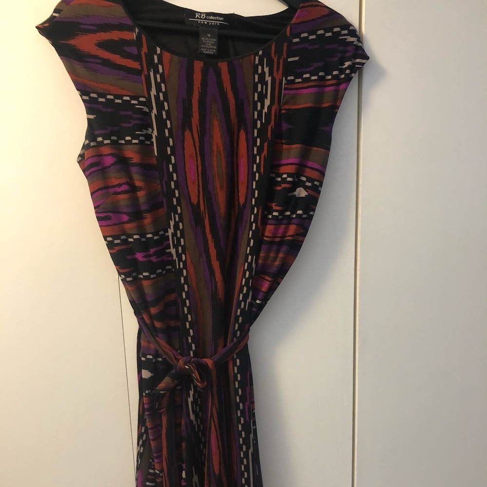 Comfortable work dress with belt